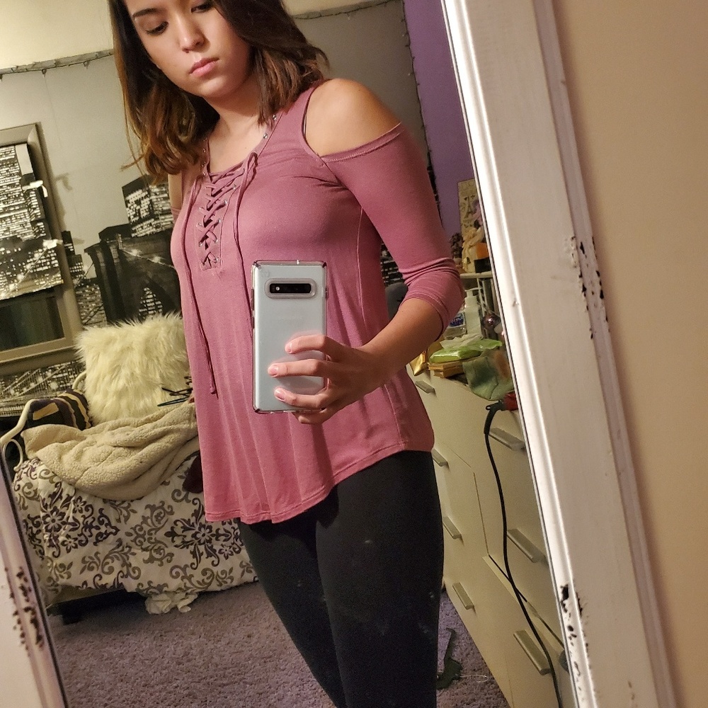 Mauve off-the-shoulder lace up shirt